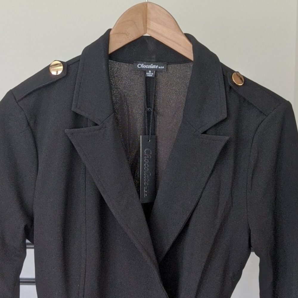 Blazer - Picture 6 of 6